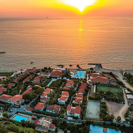 Villaggio Torre Ruffa Robinson Capo Vaticano Εξωτερικό φωτογραφία