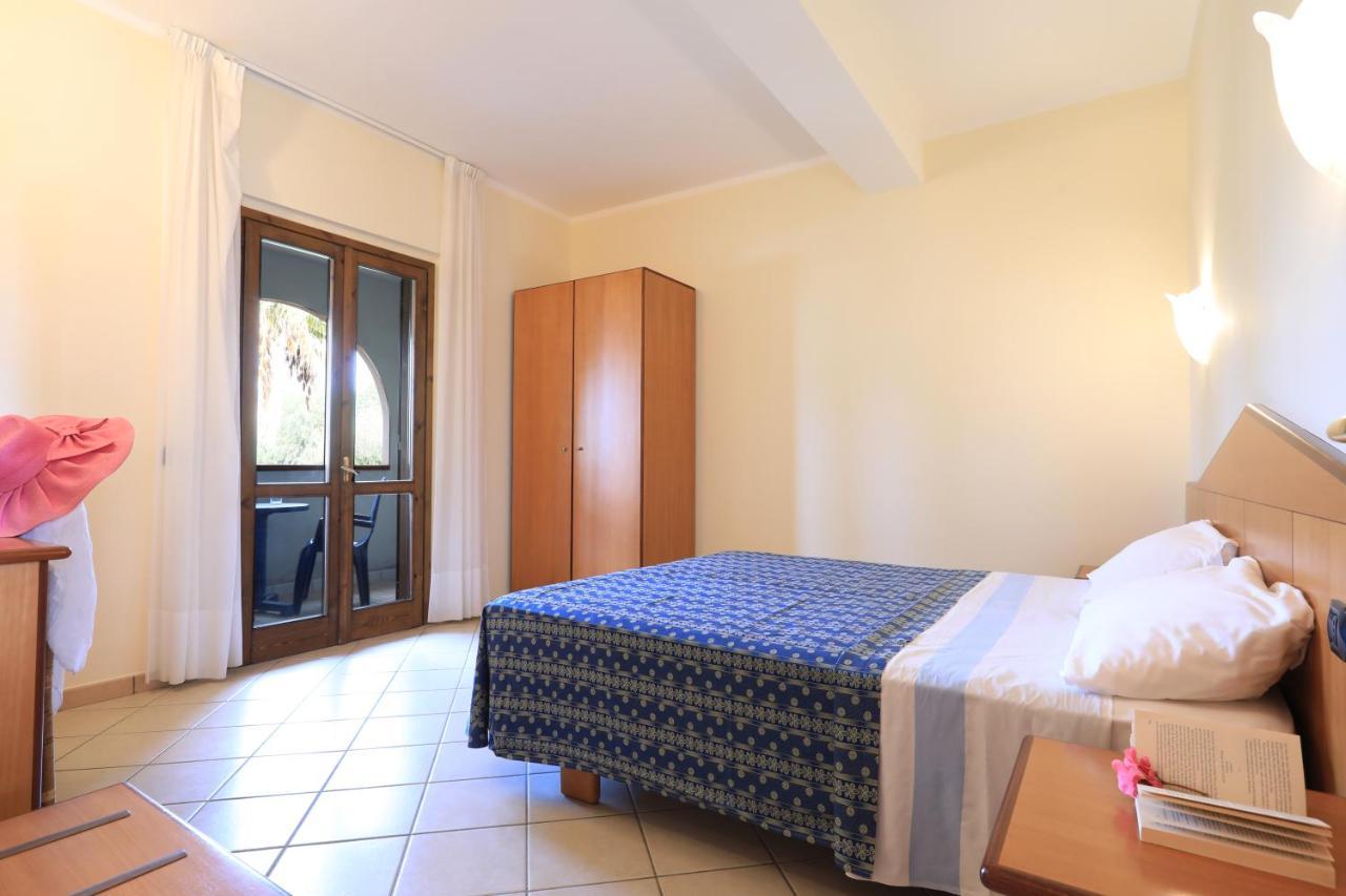 Villaggio Torre Ruffa Robinson Capo Vaticano Εξωτερικό φωτογραφία