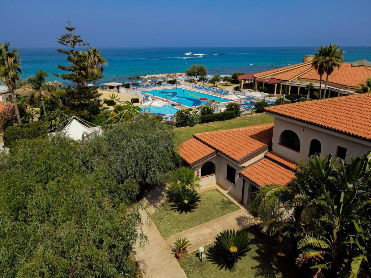 Villaggio Torre Ruffa Robinson Capo Vaticano Εξωτερικό φωτογραφία