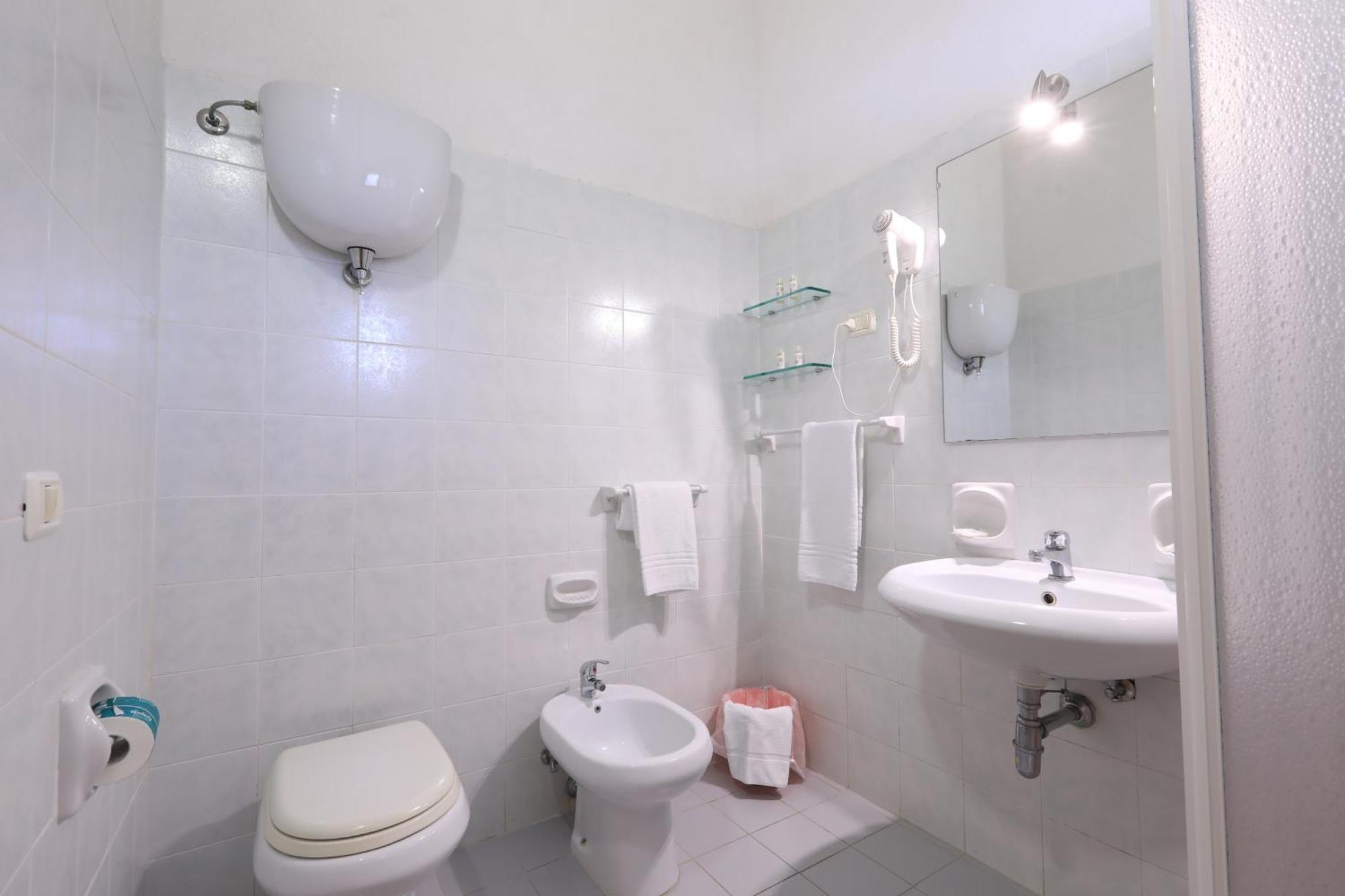 Villaggio Torre Ruffa Robinson Capo Vaticano Δωμάτιο φωτογραφία