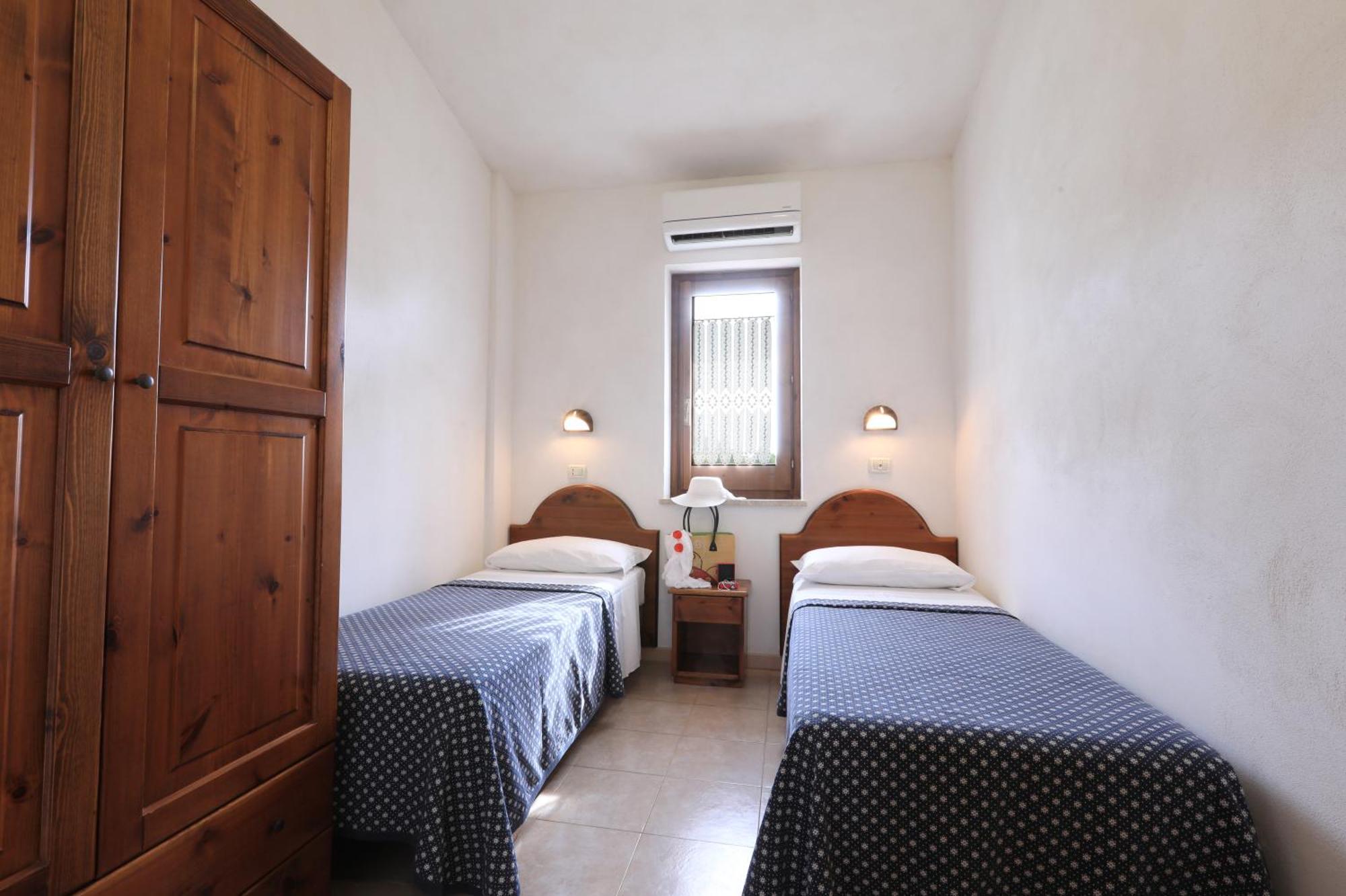 Villaggio Torre Ruffa Robinson Capo Vaticano Δωμάτιο φωτογραφία