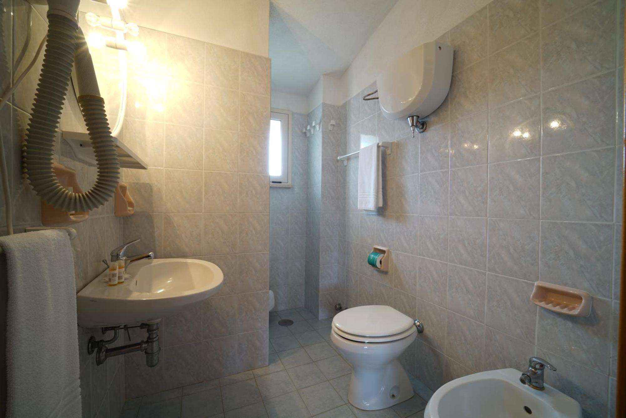 Villaggio Torre Ruffa Robinson Capo Vaticano Δωμάτιο φωτογραφία