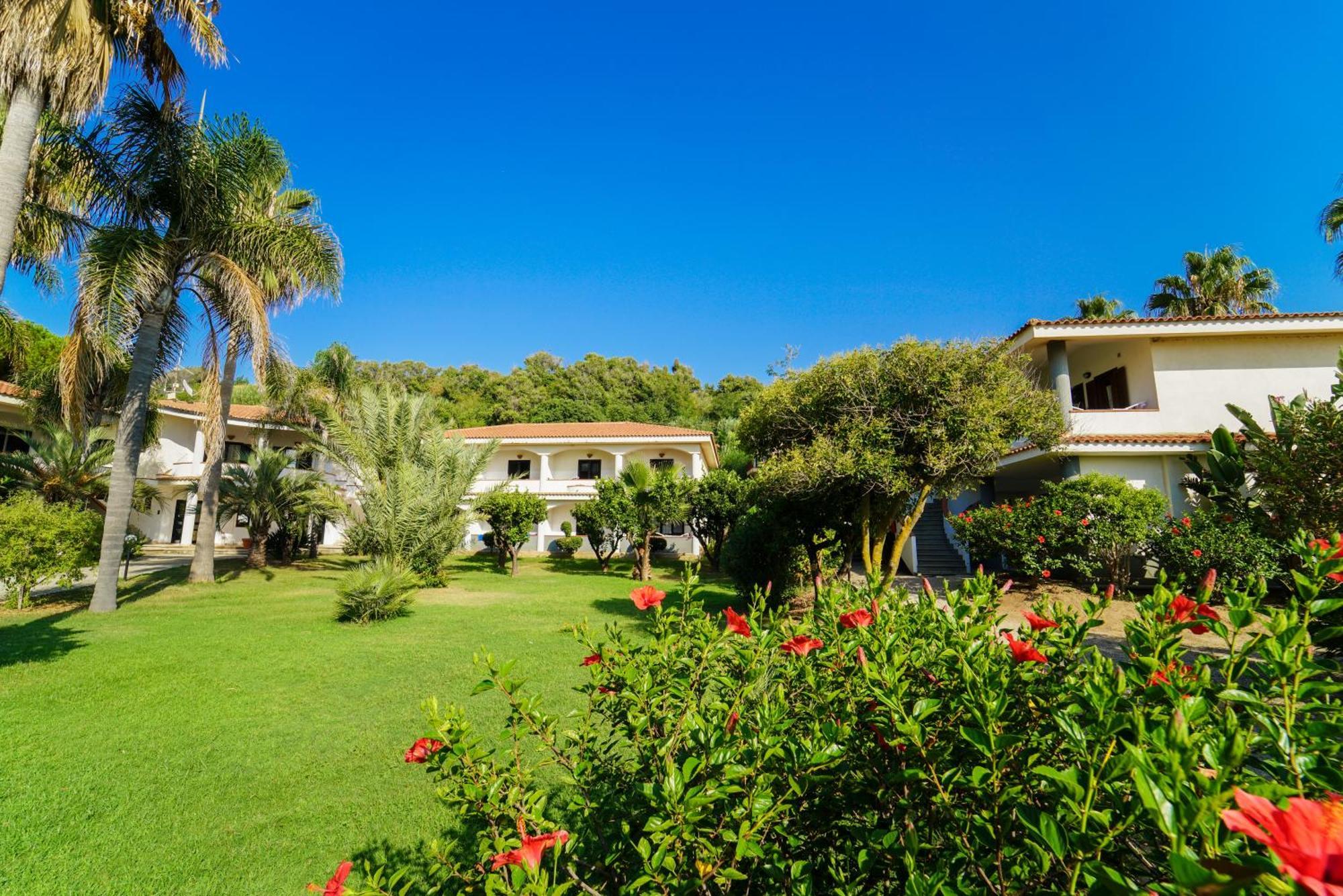 Villaggio Torre Ruffa Robinson Capo Vaticano Δωμάτιο φωτογραφία